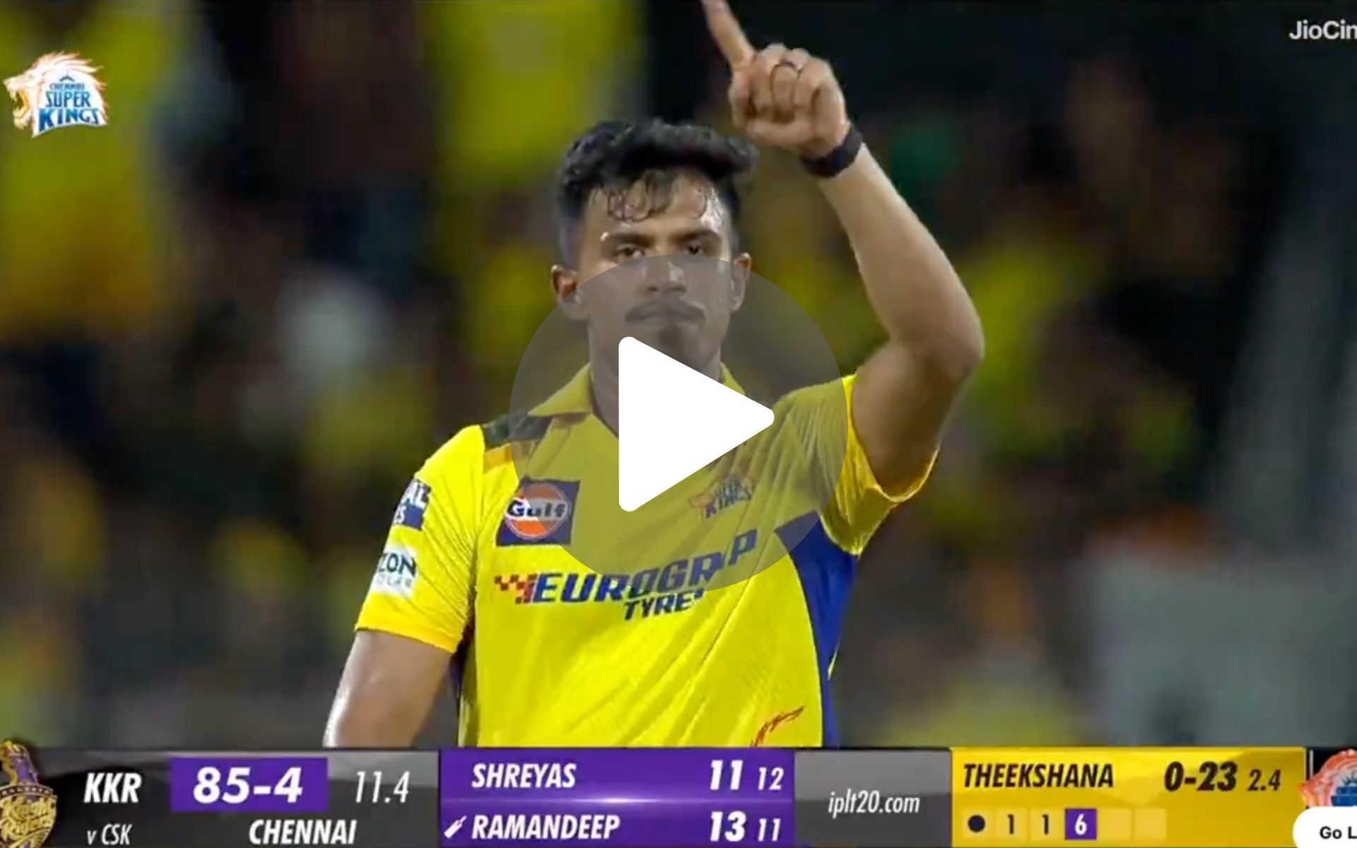 [Watch] Theekshana's Implausible Ball Reboots Ramandeep Singh; KKR Five Down Already